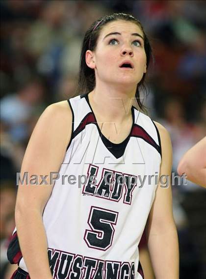 Thumbnail 1 in Martins Mill vs. Falls City (UIL 1A Semifinal) photogallery.