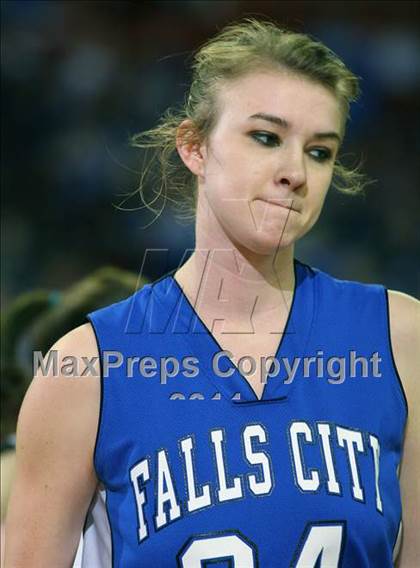 Thumbnail 3 in Martins Mill vs. Falls City (UIL 1A Semifinal) photogallery.