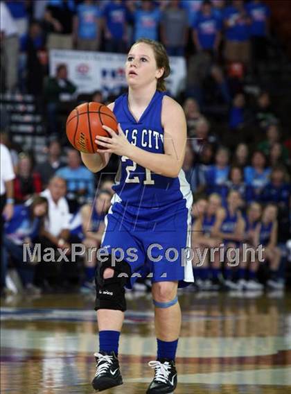 Thumbnail 3 in Martins Mill vs. Falls City (UIL 1A Semifinal) photogallery.