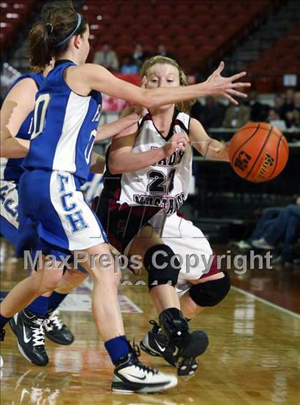 Thumbnail 3 in Martins Mill vs. Falls City (UIL 1A Semifinal) photogallery.
