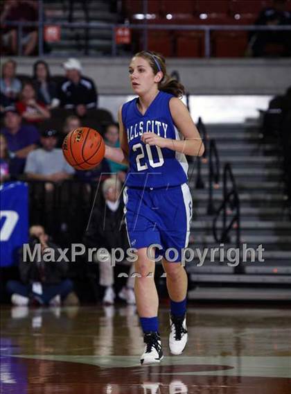 Thumbnail 2 in Martins Mill vs. Falls City (UIL 1A Semifinal) photogallery.