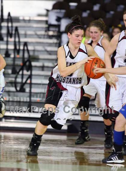 Thumbnail 2 in Martins Mill vs. Falls City (UIL 1A Semifinal) photogallery.