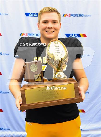 Thumbnail 2 in Salpointe Catholic vs. Saguaro (AIA 4A Final - Awards Photos) photogallery.