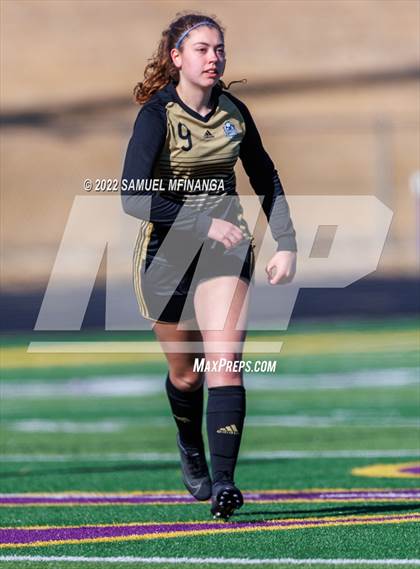 Thumbnail 2 in Duchesne vs. Bellevue East photogallery.
