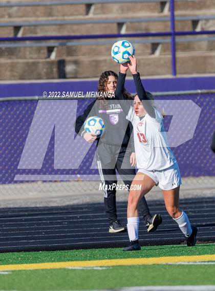 Thumbnail 3 in Duchesne vs. Bellevue East photogallery.
