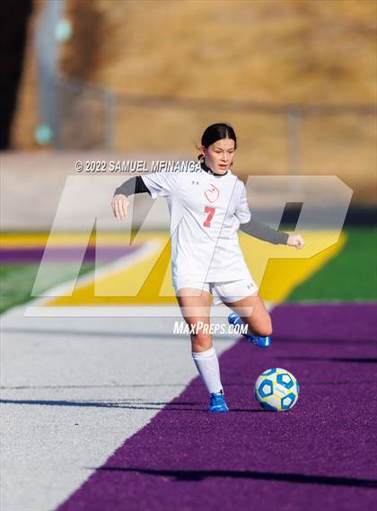 Thumbnail 2 in Duchesne vs. Bellevue East photogallery.