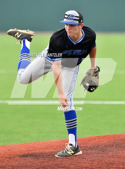 Thumbnail 1 in Beckville vs. Gunter (UIL 3A Region 2 Semifinal) photogallery.