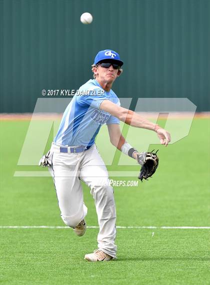 Thumbnail 3 in Beckville vs. Gunter (UIL 3A Region 2 Semifinal) photogallery.