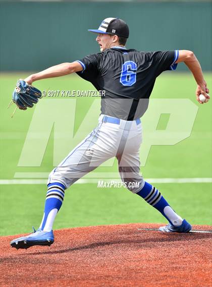 Thumbnail 1 in Beckville vs. Gunter (UIL 3A Region 2 Semifinal) photogallery.