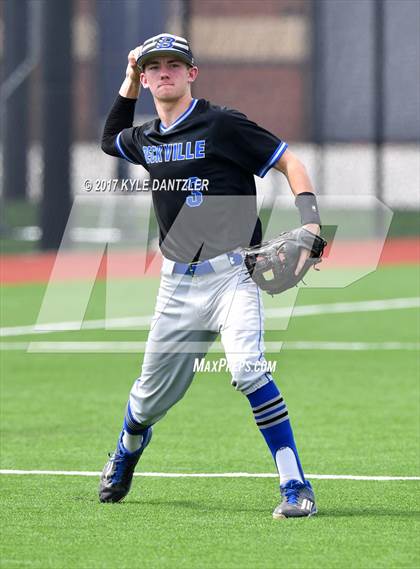 Thumbnail 1 in Beckville vs. Gunter (UIL 3A Region 2 Semifinal) photogallery.
