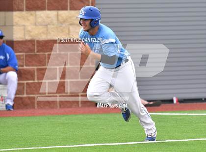 Thumbnail 3 in Beckville vs. Gunter (UIL 3A Region 2 Semifinal) photogallery.