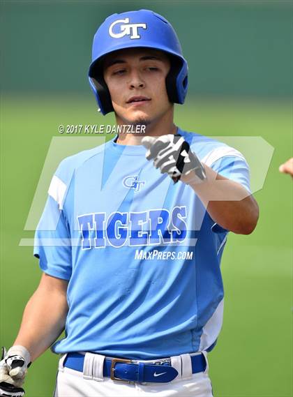 Thumbnail 1 in Beckville vs. Gunter (UIL 3A Region 2 Semifinal) photogallery.