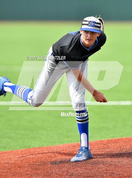 Thumbnail 3 in Beckville vs. Gunter (UIL 3A Region 2 Semifinal) photogallery.