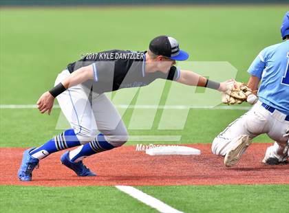 Thumbnail 1 in Beckville vs. Gunter (UIL 3A Region 2 Semifinal) photogallery.