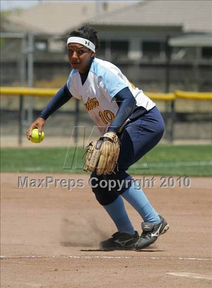 Thumbnail 3 in Bear River vs. Center (CIF SJS D4 Final) photogallery.
