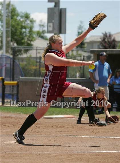 Thumbnail 1 in Bear River vs. Center (CIF SJS D4 Final) photogallery.