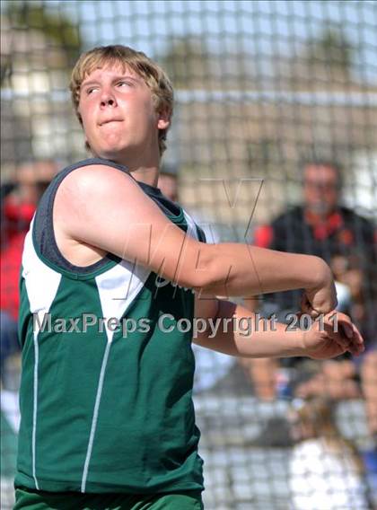 Thumbnail 2 in 2011 Herb Wyre Relays @ Antelope Valley College photogallery.