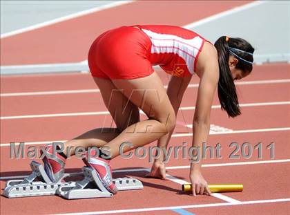 Thumbnail 1 in 2011 Herb Wyre Relays @ Antelope Valley College photogallery.