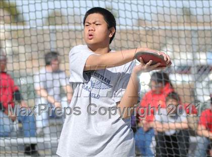 Thumbnail 3 in 2011 Herb Wyre Relays @ Antelope Valley College photogallery.
