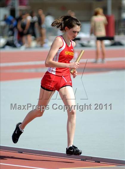 Thumbnail 3 in 2011 Herb Wyre Relays @ Antelope Valley College photogallery.