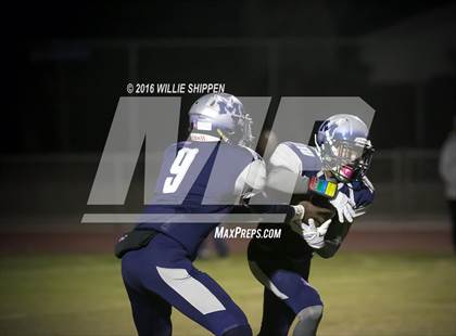 Thumbnail 3 in San Marcos @ Madison (CIF SDS D1 Semifinal Playoff) photogallery.
