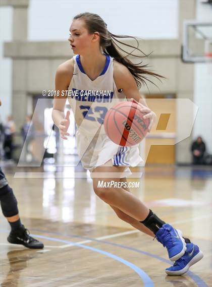 Thumbnail 2 in Fremont vs. Hunter (UHSAA 6A 1st Round) photogallery.