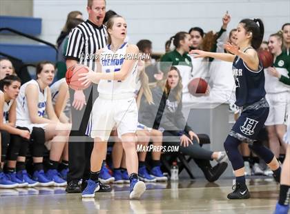 Thumbnail 1 in Fremont vs. Hunter (UHSAA 6A 1st Round) photogallery.