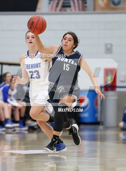 Thumbnail 3 in Fremont vs. Hunter (UHSAA 6A 1st Round) photogallery.