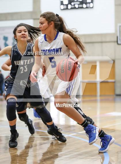 Thumbnail 1 in Fremont vs. Hunter (UHSAA 6A 1st Round) photogallery.