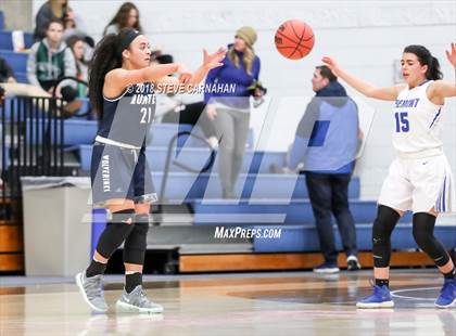 Thumbnail 2 in Fremont vs. Hunter (UHSAA 6A 1st Round) photogallery.