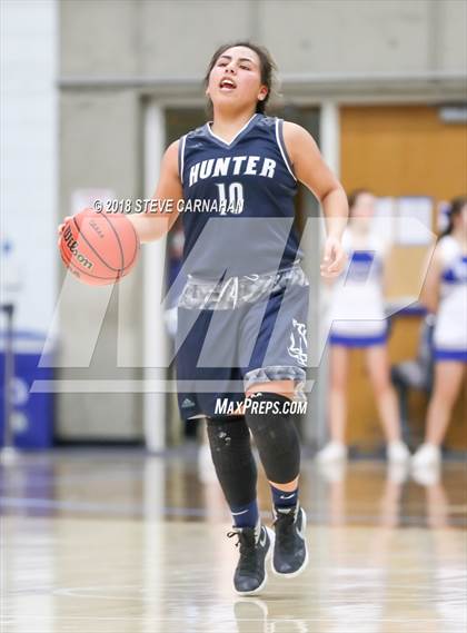 Thumbnail 3 in Fremont vs. Hunter (UHSAA 6A 1st Round) photogallery.