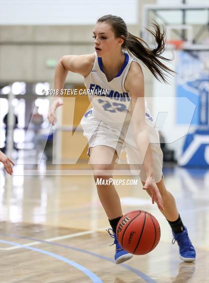Thumbnail 1 in Fremont vs. Hunter (UHSAA 6A 1st Round) photogallery.