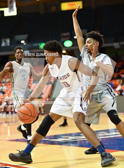 Thumbnail 3 in Gray Collegiate Academy vs. Sunrise Christian Academy (Chicago Elite Classic) photogallery.