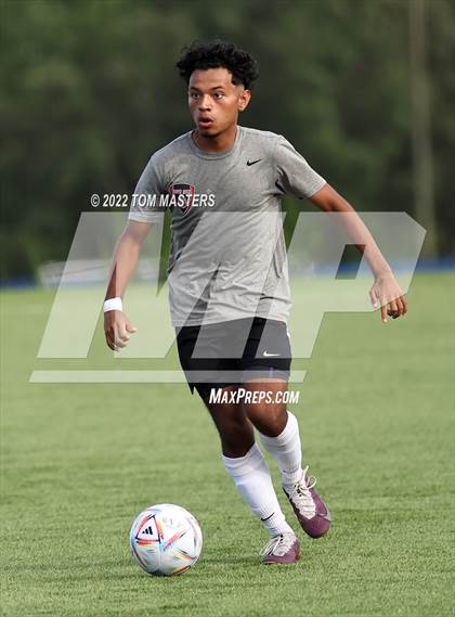 Thumbnail 3 in Charlotte Country Day School vs South Mecklenburg (Preseason) photogallery.