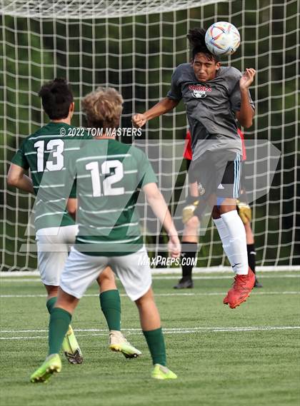 Thumbnail 2 in Charlotte Country Day School vs South Mecklenburg (Preseason) photogallery.