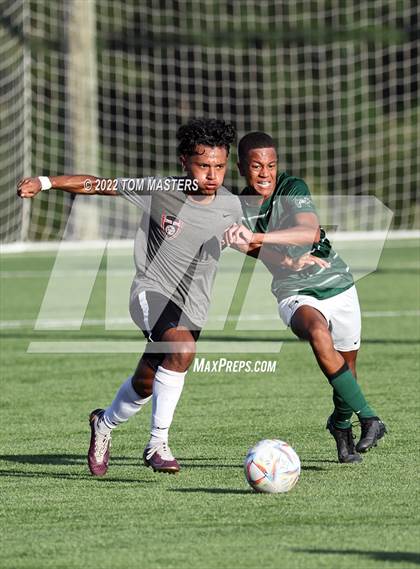 Thumbnail 3 in Charlotte Country Day School vs South Mecklenburg (Preseason) photogallery.