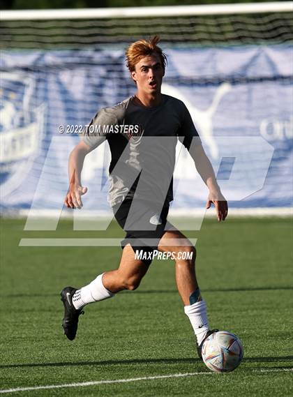 Thumbnail 3 in Charlotte Country Day School vs South Mecklenburg (Preseason) photogallery.