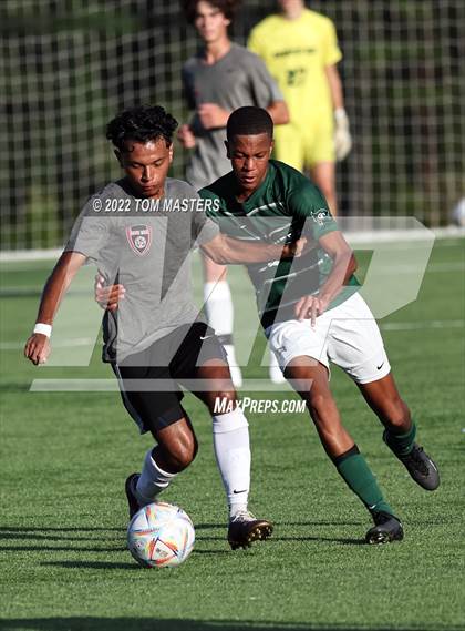 Thumbnail 2 in Charlotte Country Day School vs South Mecklenburg (Preseason) photogallery.