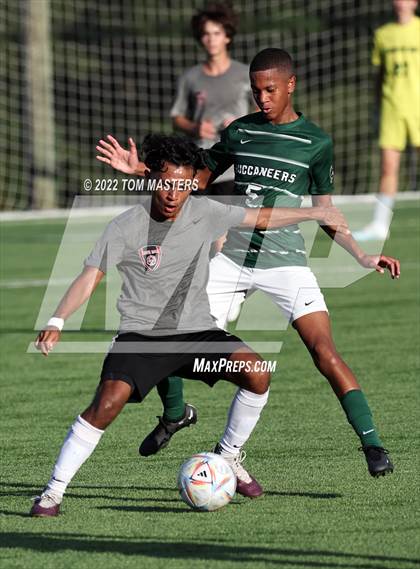 Thumbnail 3 in Charlotte Country Day School vs South Mecklenburg (Preseason) photogallery.