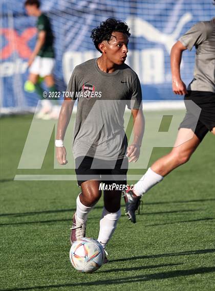 Thumbnail 1 in Charlotte Country Day School vs South Mecklenburg (Preseason) photogallery.