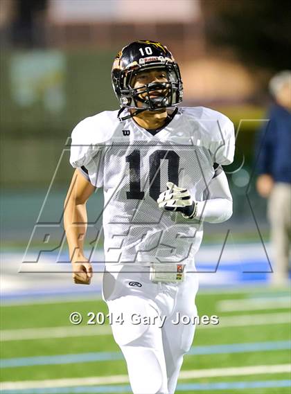 Thumbnail 3 in Sacramento Bee 2014 Small-School Classic photogallery.