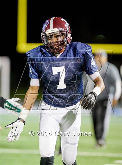 Thumbnail 3 in Sacramento Bee 2014 Small-School Classic photogallery.