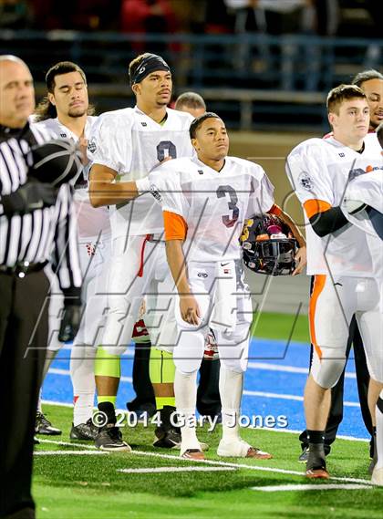 Thumbnail 2 in Sacramento Bee 2014 Small-School Classic photogallery.