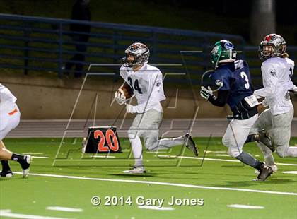 Thumbnail 1 in Sacramento Bee 2014 Small-School Classic photogallery.