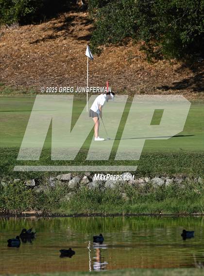 Thumbnail 2 in Branson vs Marin Catholic photogallery.