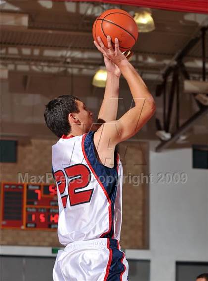 Thumbnail 2 in Tesoro vs Mayfair (MaxPreps Holiday Classic) photogallery.