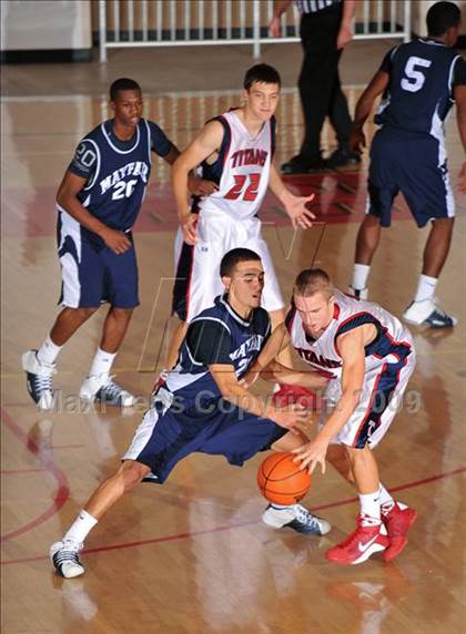 Thumbnail 1 in Tesoro vs Mayfair (MaxPreps Holiday Classic) photogallery.