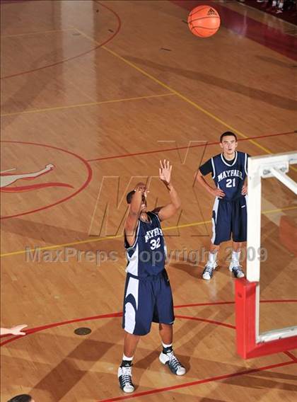 Thumbnail 3 in Tesoro vs Mayfair (MaxPreps Holiday Classic) photogallery.