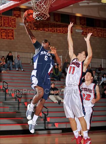 Thumbnail 2 in Tesoro vs Mayfair (MaxPreps Holiday Classic) photogallery.