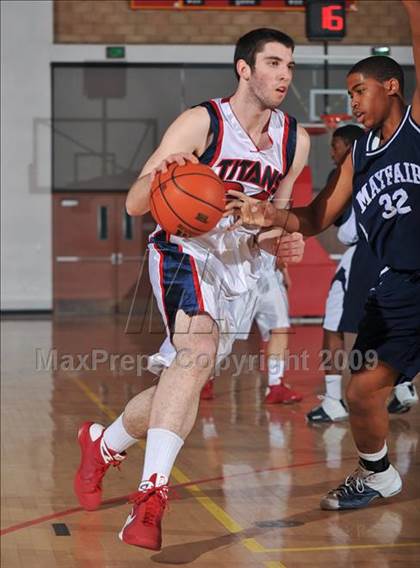 Thumbnail 1 in Tesoro vs Mayfair (MaxPreps Holiday Classic) photogallery.
